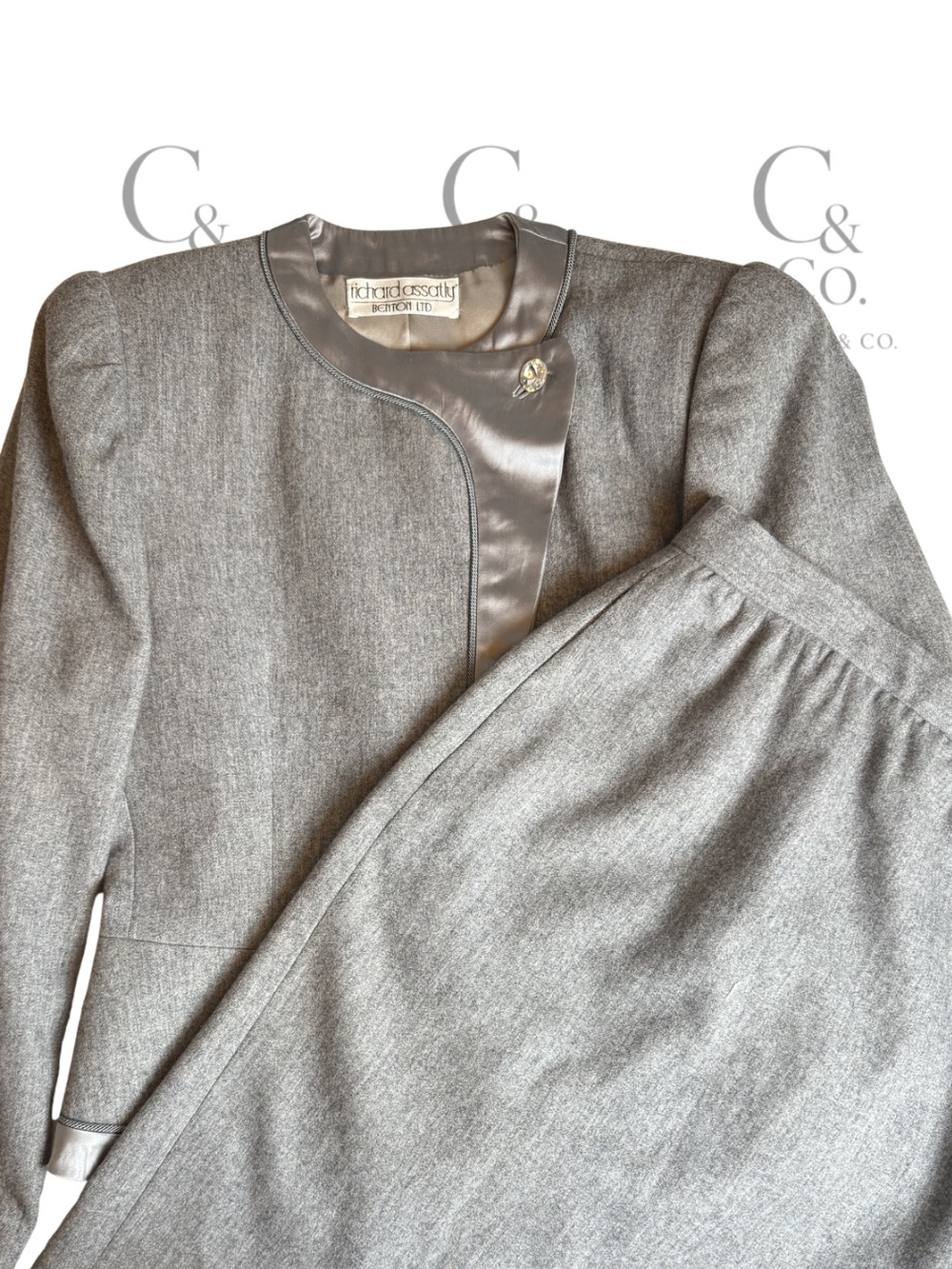 Vintage Richard Assalty for Lillie Rubin Two-Piece Gray Skirt Suit Size 8